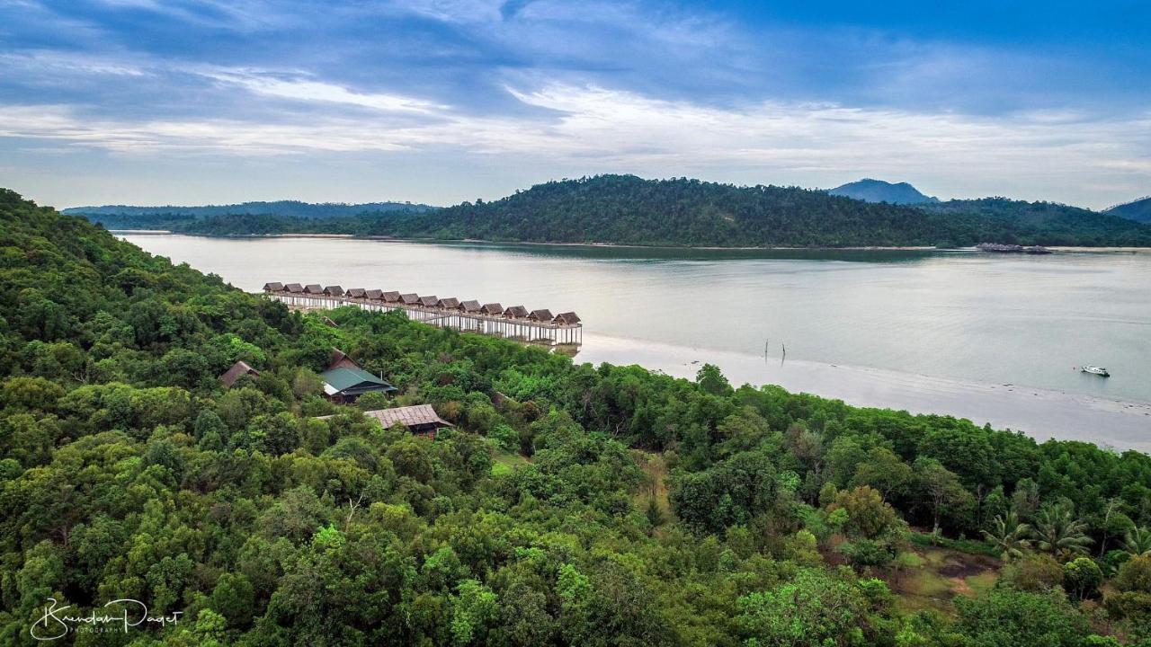 Telunas Private Island Sugi Bagian luar foto